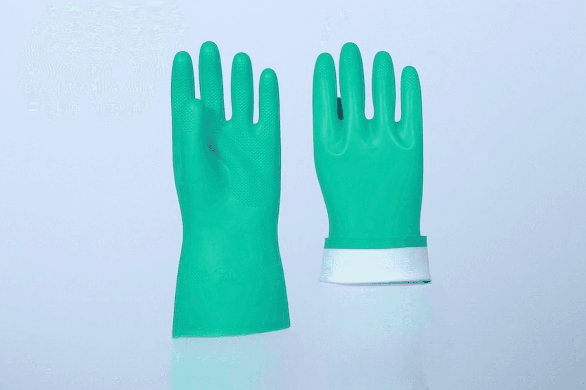 18 Inch Long Cuff Nitrile Chemical Resistant Gloves thumbnail 2